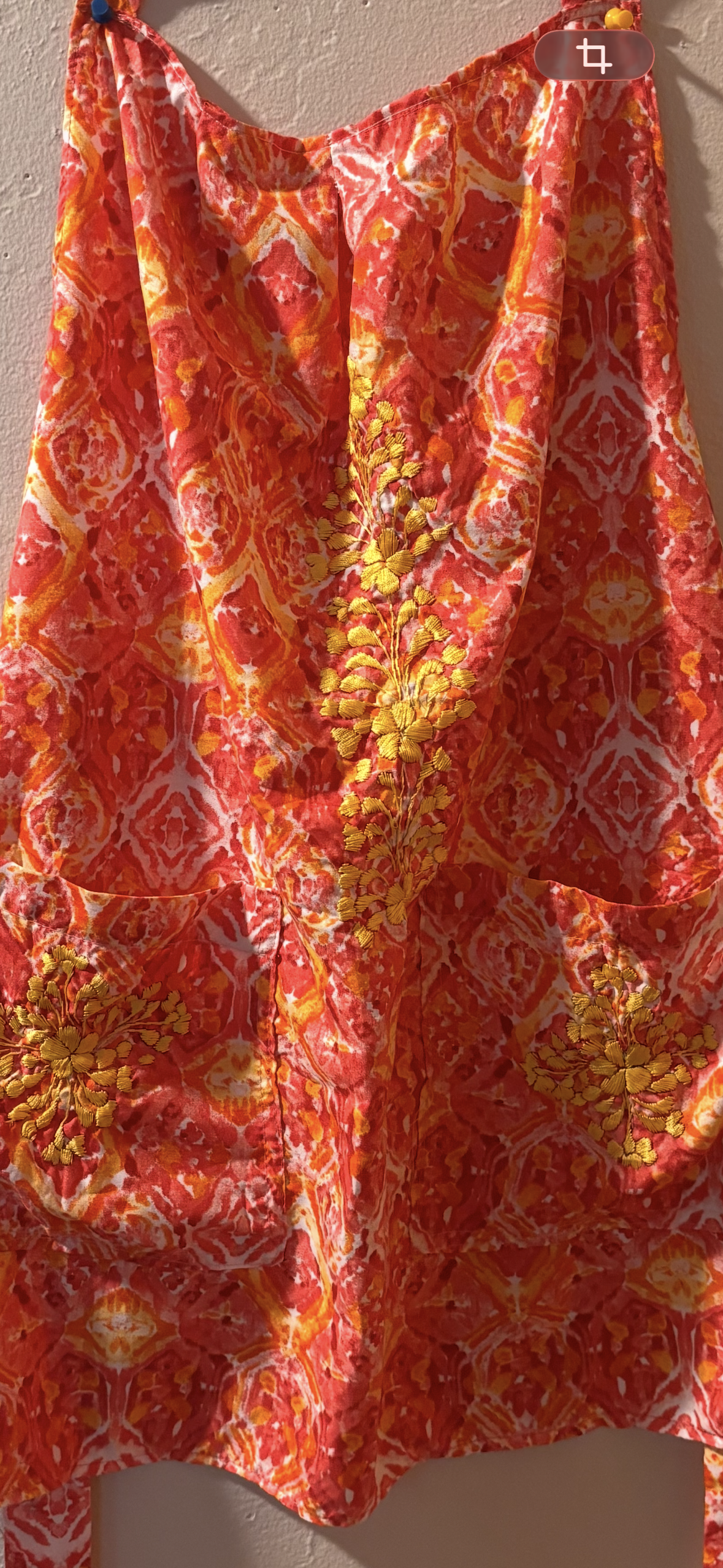 Delantal Bordado Naranja