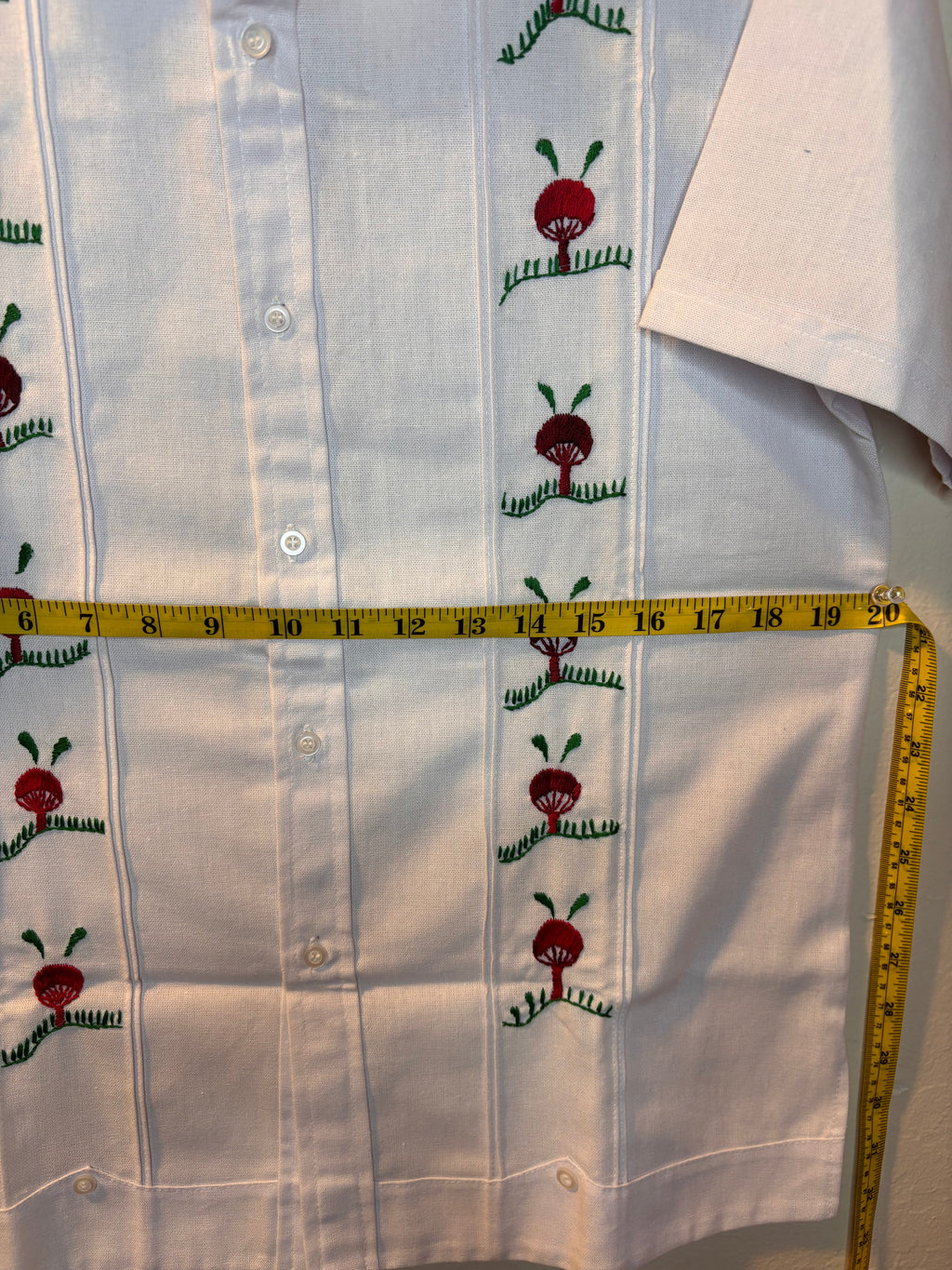 Camisa De Lino Bordada De Hongos