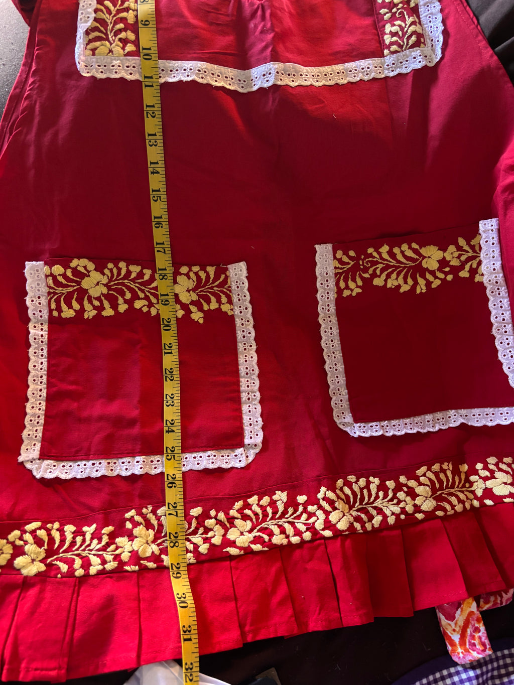 Mandil De Manta Bordado-Rojo-Modelo Único