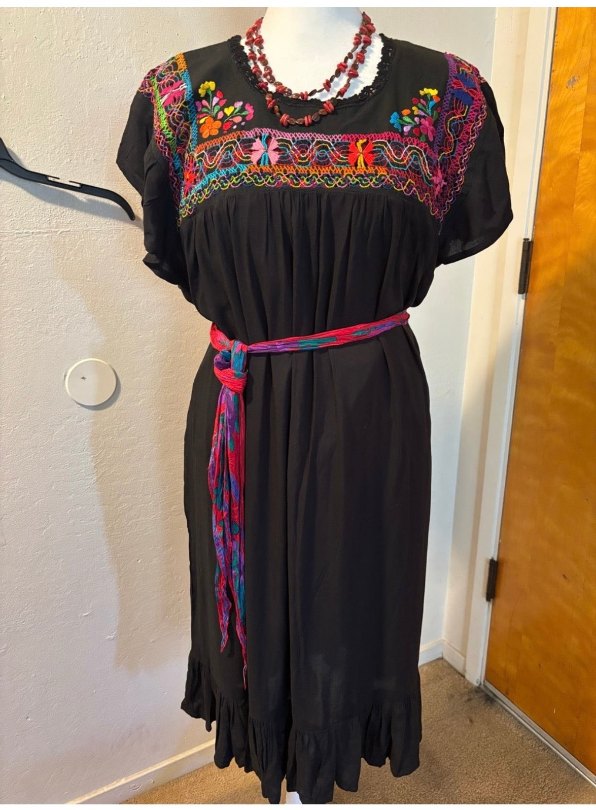Vestido Negro Deshilando De Colores Oaxaqueño ~ Modelo Único