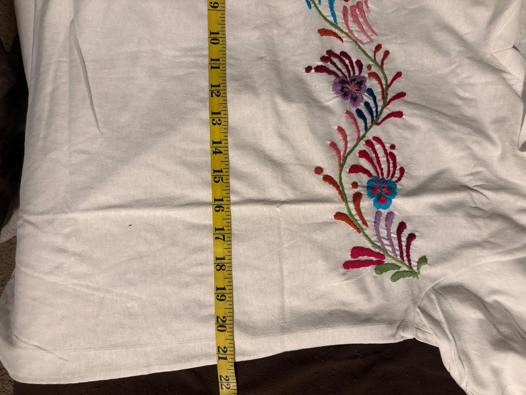 Playeras Bordadas Oaxaqueñas -Modelos Unicos