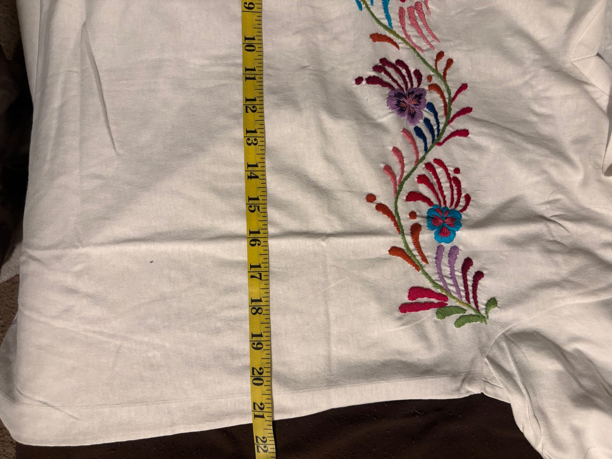 Playeras Bordadas Oaxaqueñas -Modelos Unicos