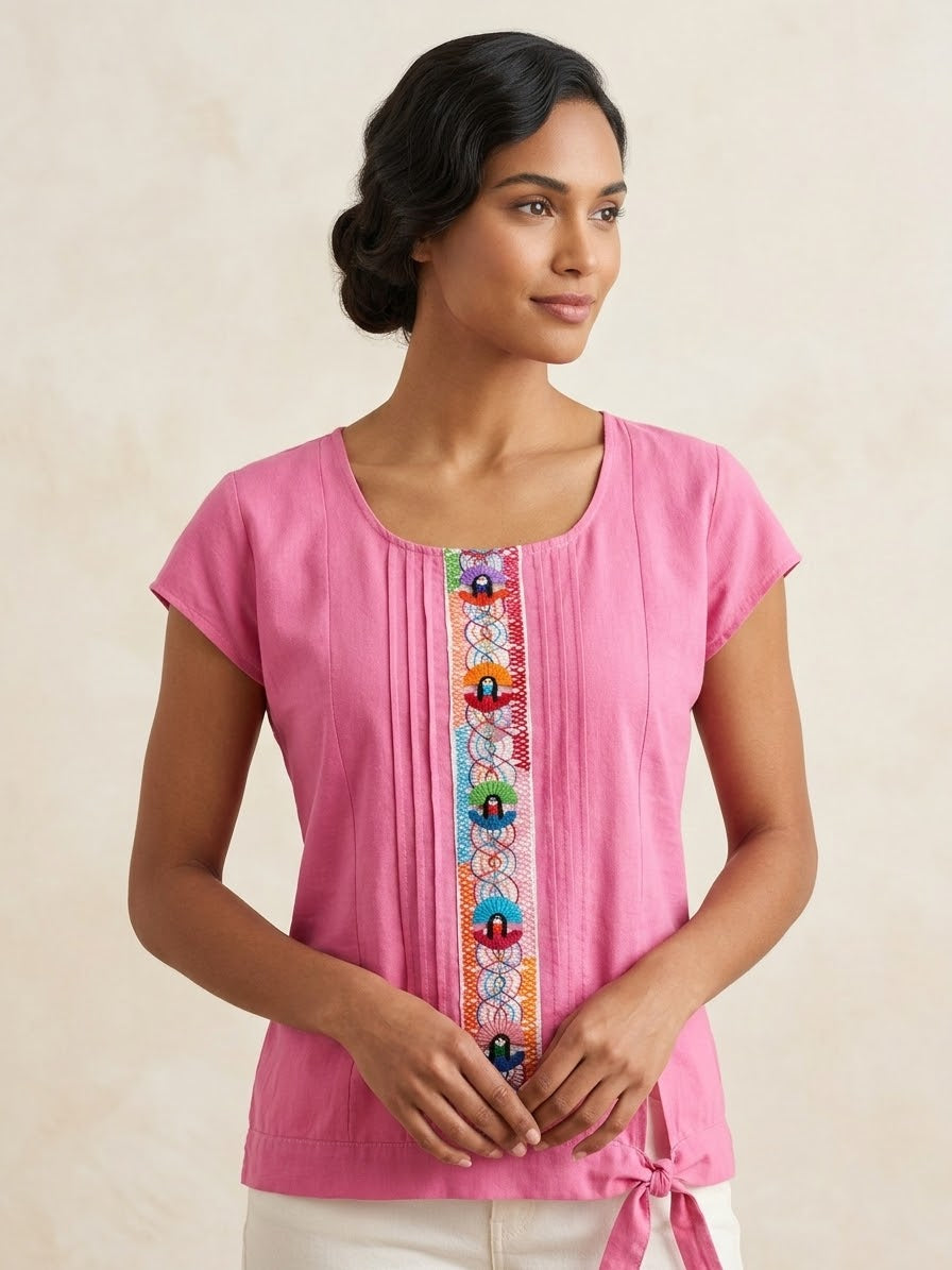 Blusa Rosa Con Deshilado Al Frente