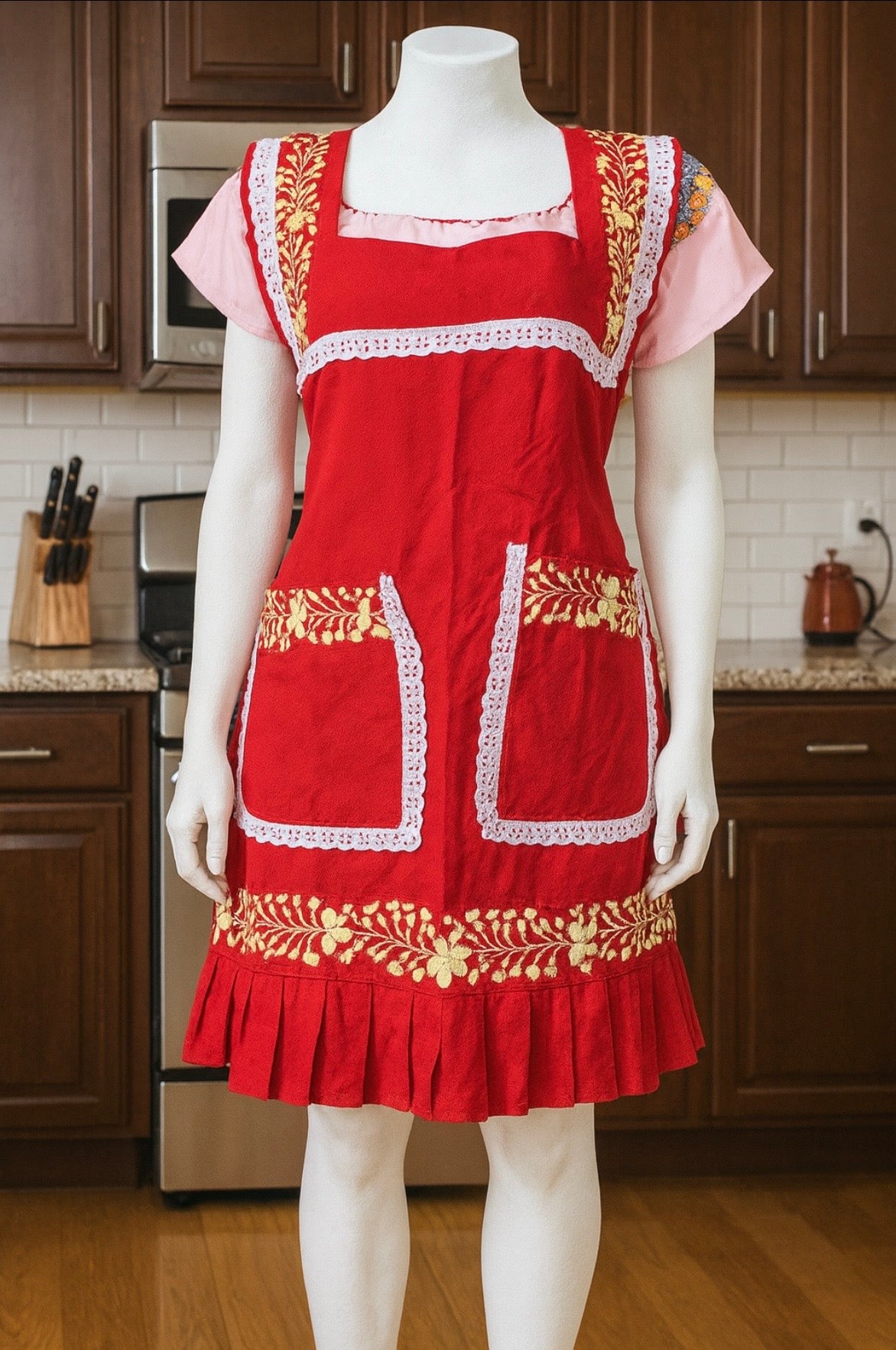 Mandil De Manta Bordado-Rojo-Modelo Único