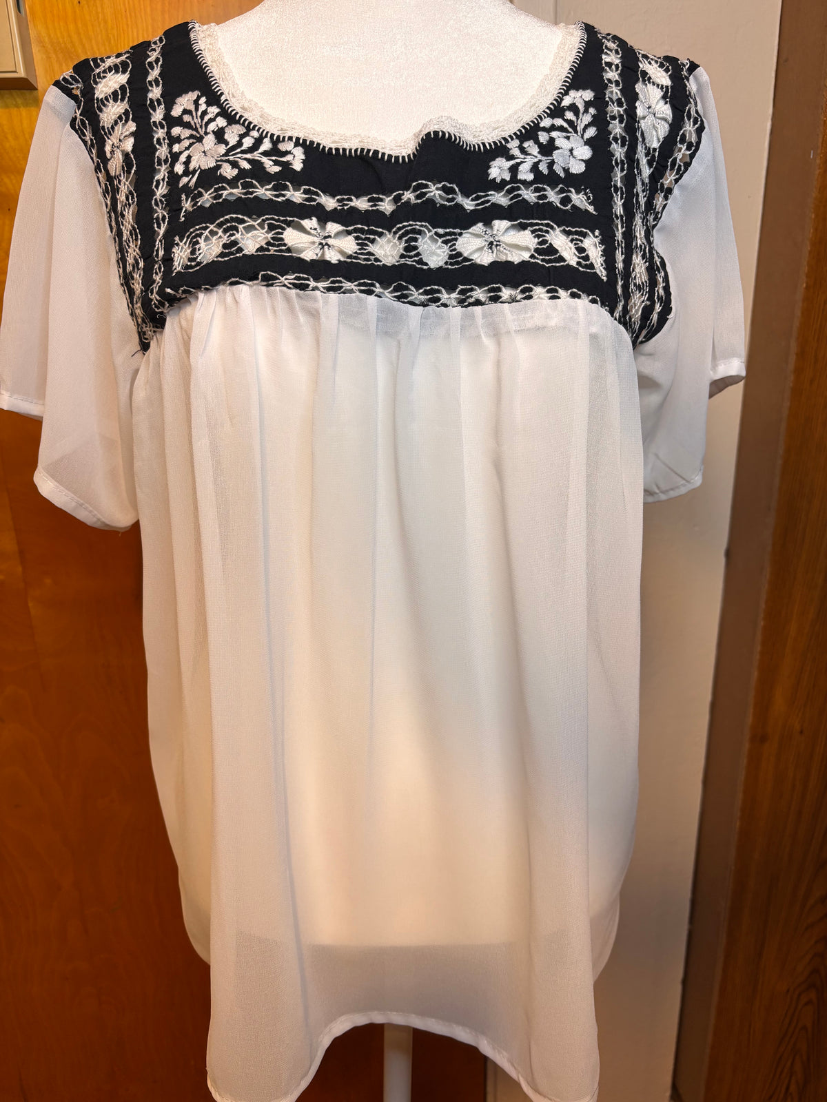 Blusas Deshilada Sencillas - Modelos Unicos