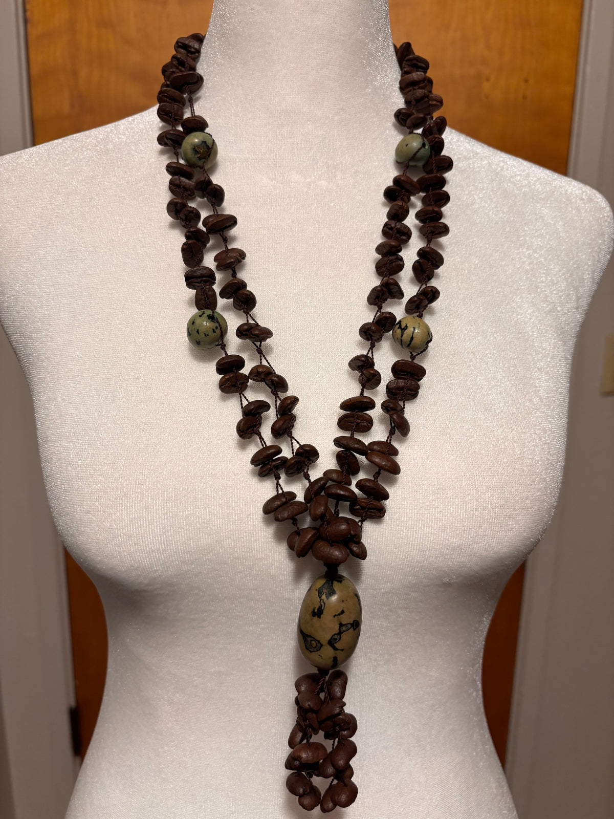 Collar De Semillas De Cafe - Modelo Único