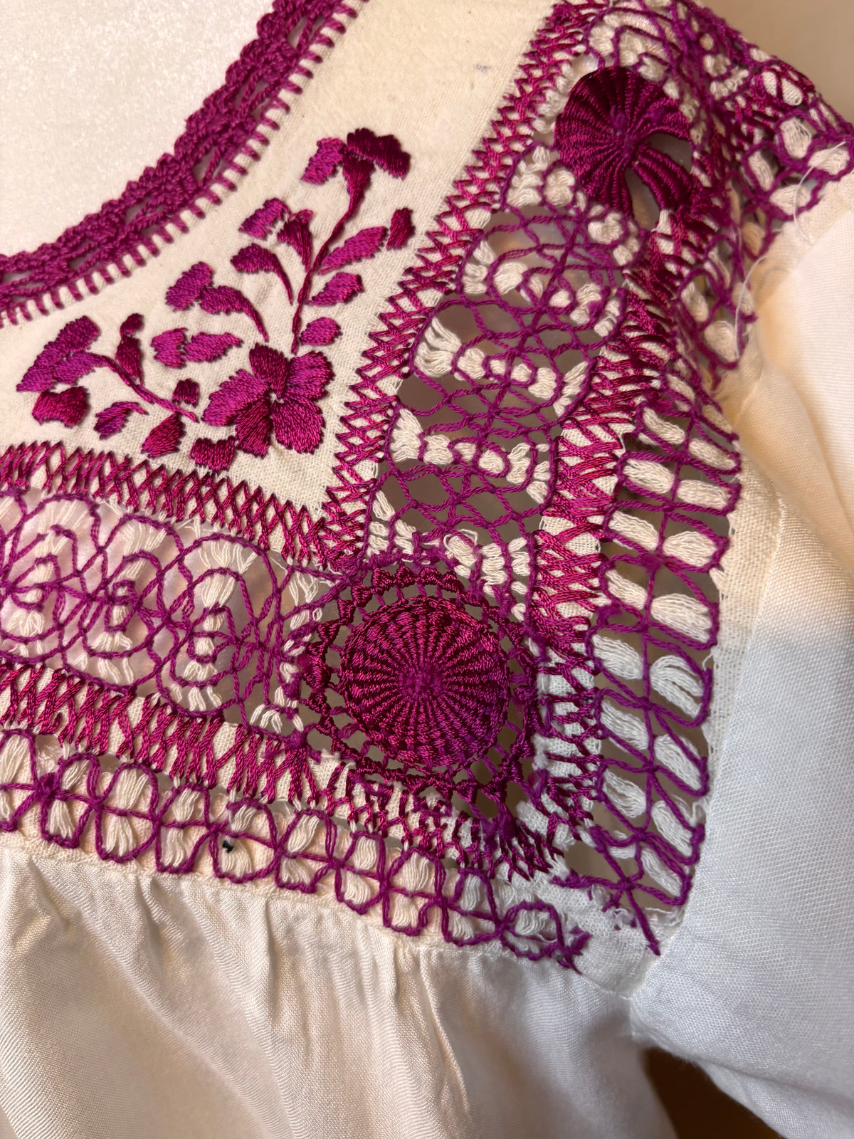 Blusa deshilada - Modelo Único
