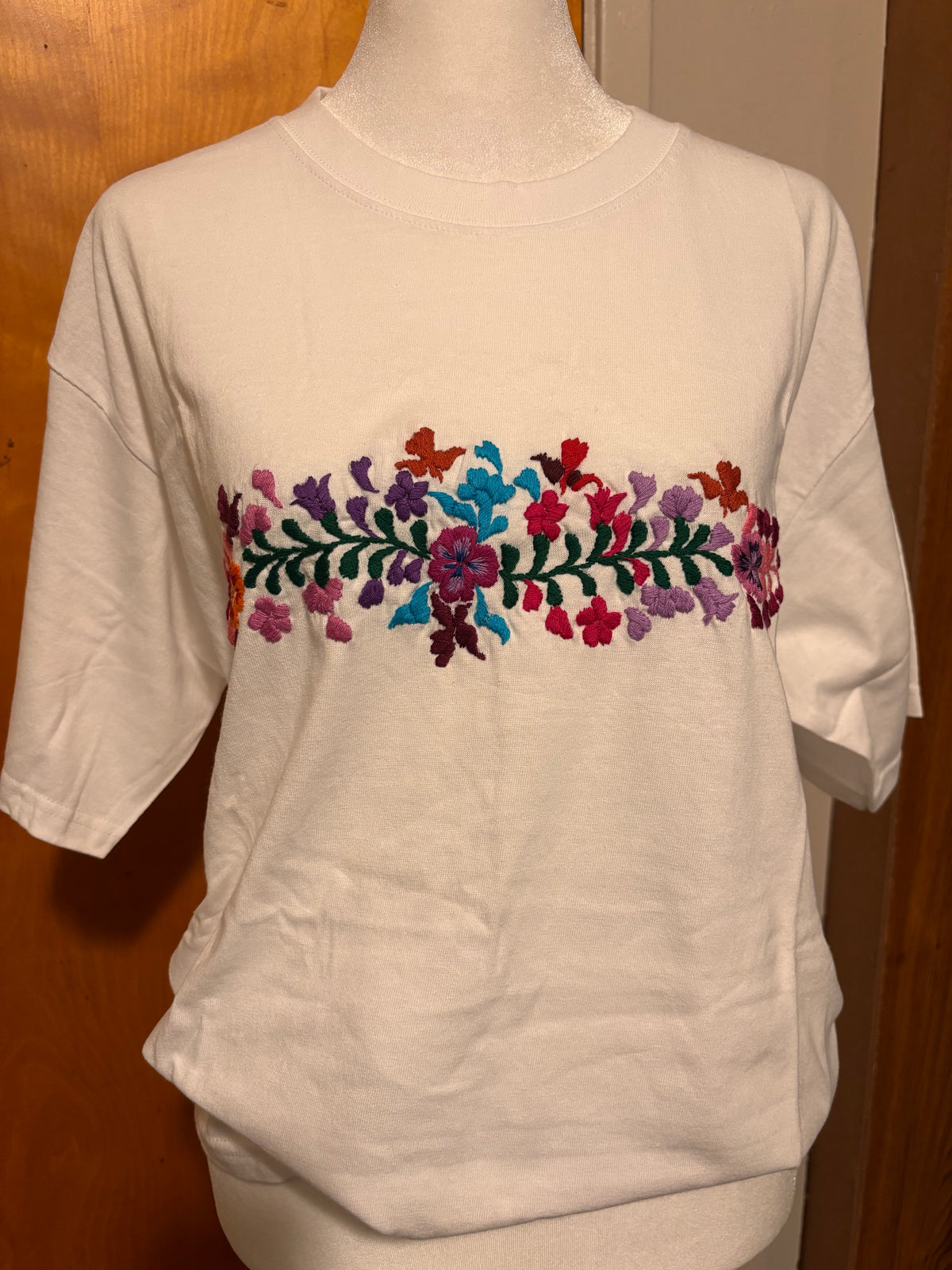 Playeras Bordadas Oaxaqueñas -Modelos Unicos