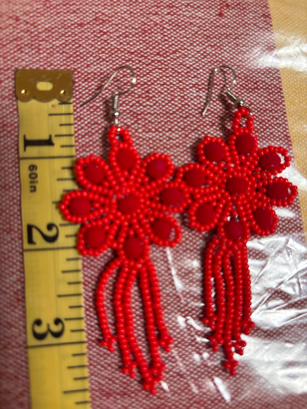 Aretes Rojos De Chaquira -Modelo Único