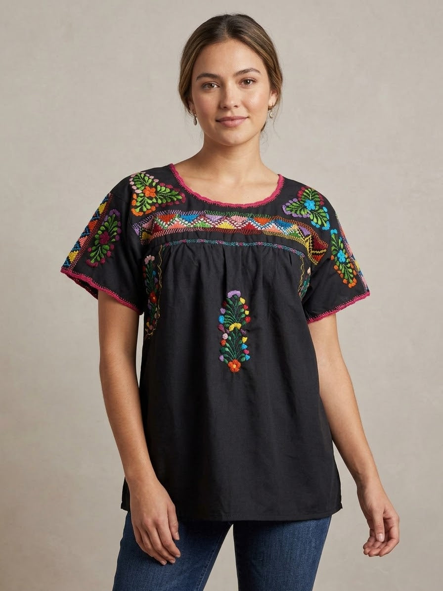 Blusa  Deshilada De Piramides - Negra Con Colores