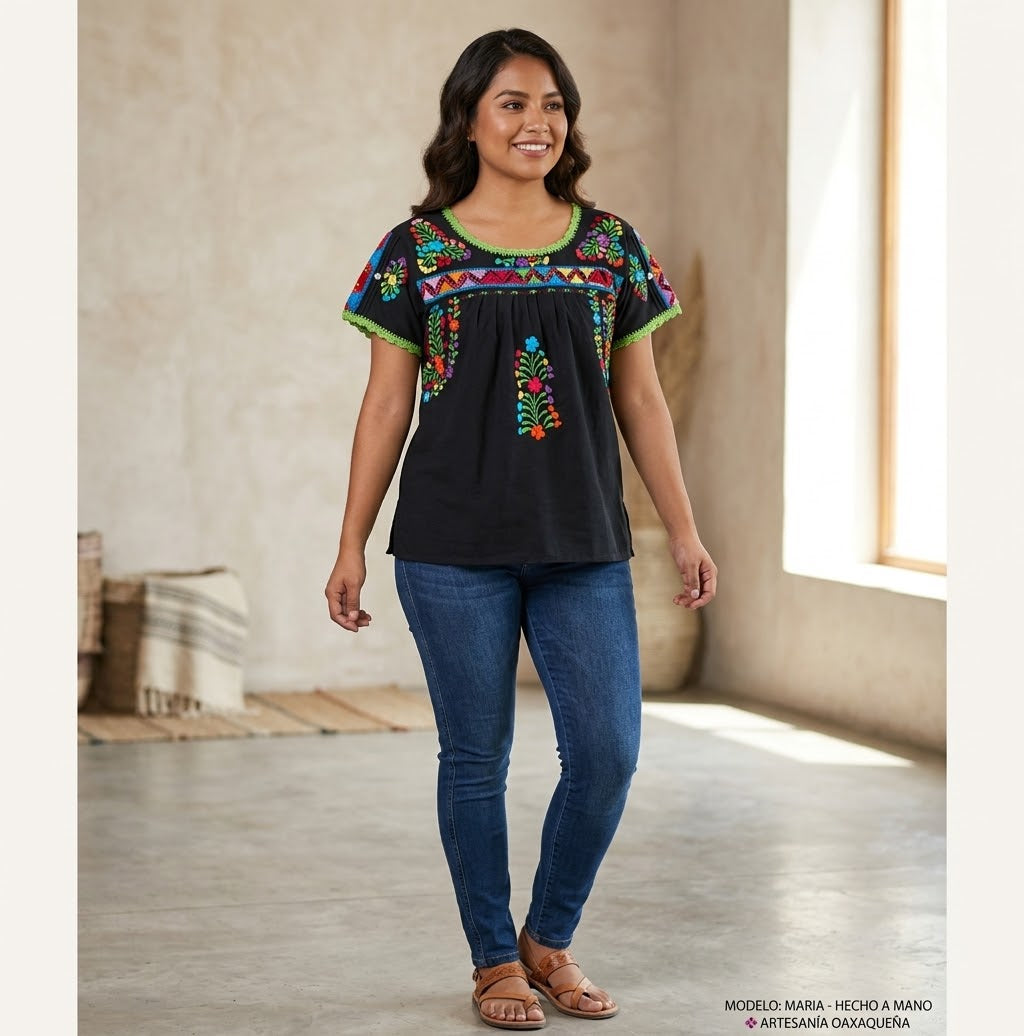 Blusa Negra Bordada Oaxaqueña ~ Modelo Única