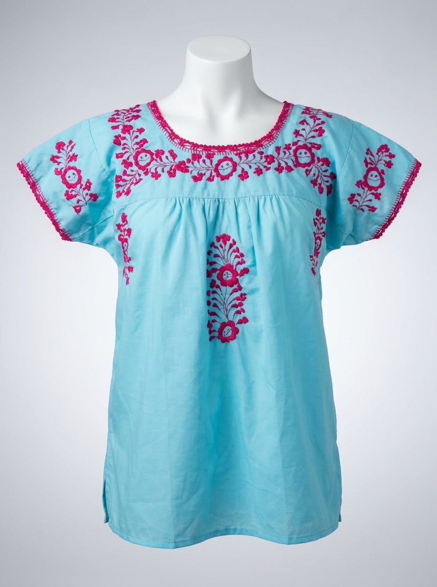 Blusa Tipo Sandra-Con Bordado Fucsia Modelo Único